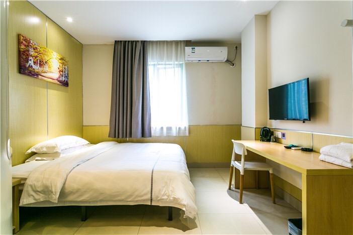 100 Inn Plus Pudong Airport Hotel Shanghai Exterior foto