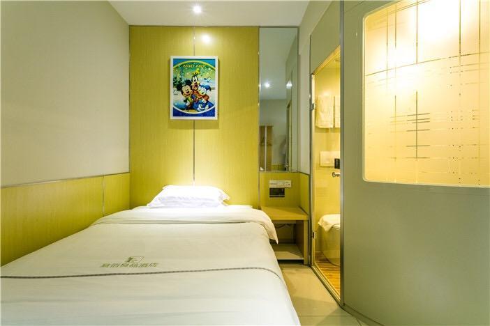 100 Inn Plus Pudong Airport Hotel Shanghai Exterior foto